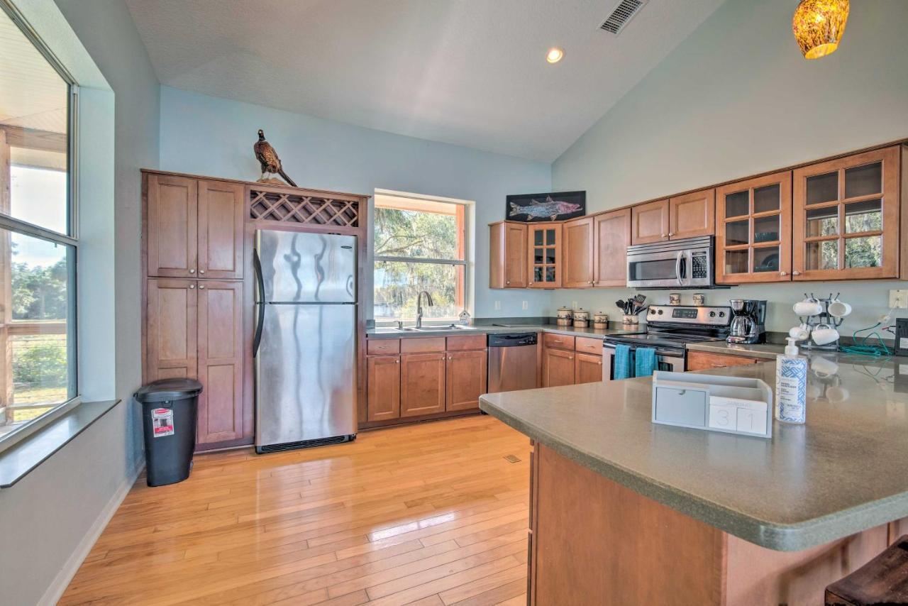 Lakefront Crystal River Home With Private Dock! Exteriör bild